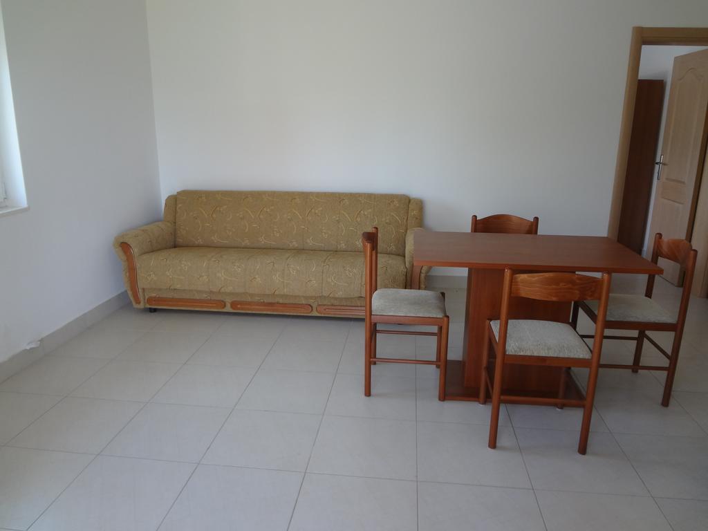 Apartments Franov Bibinje Quarto foto