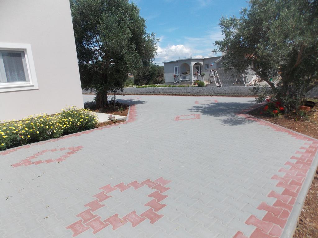 Apartments Franov Bibinje Quarto foto