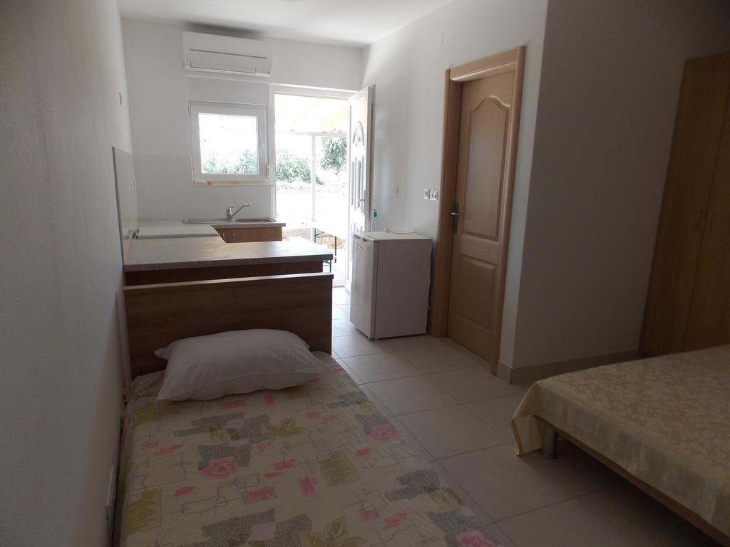 Apartments Franov Bibinje Quarto foto